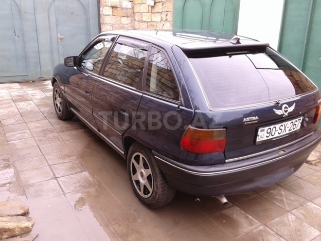Opel Astra 1994, 309,000 km - 1.6 l - Bakı
