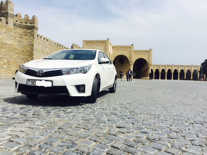 Toyota Corolla 2014, 19,500 km - 1.6 l - Bakı