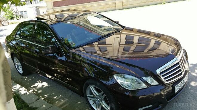 Mercedes E 200 2010, 106,000 km - 1.8 л - Bakı