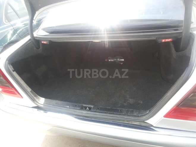 Mercedes C 240 1997, 110,000 km - 2.7 l - Bakı