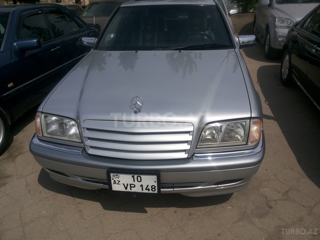 Mercedes C 240 1997, 110,000 km - 2.7 l - Bakı