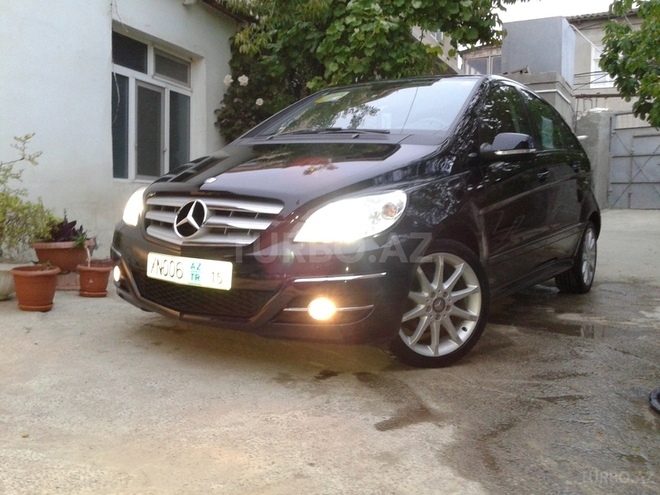 Mercedes B 170 2009, 5,500 km - 1.7 l - Bakı