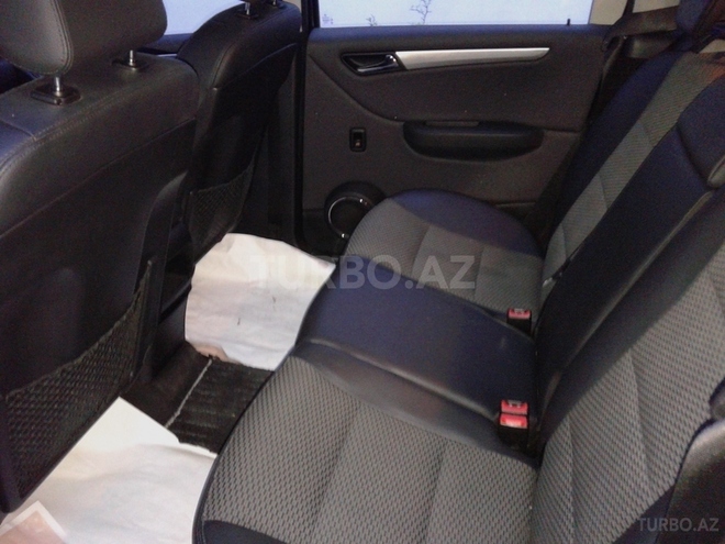 Mercedes B 170 2009, 5,500 km - 1.7 l - Bakı