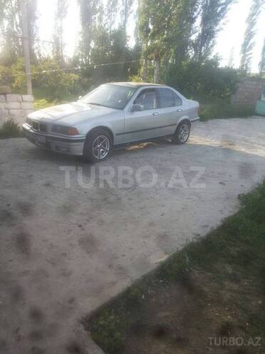 BMW 320 1992, 456,000 km - 2.0 л - Bakı