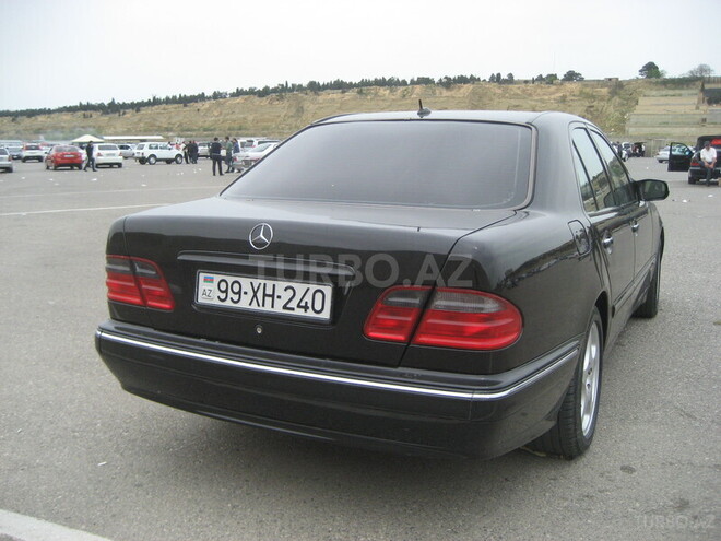 Mercedes E 240 2000, 270,000 km - 2.6 l - Bakı