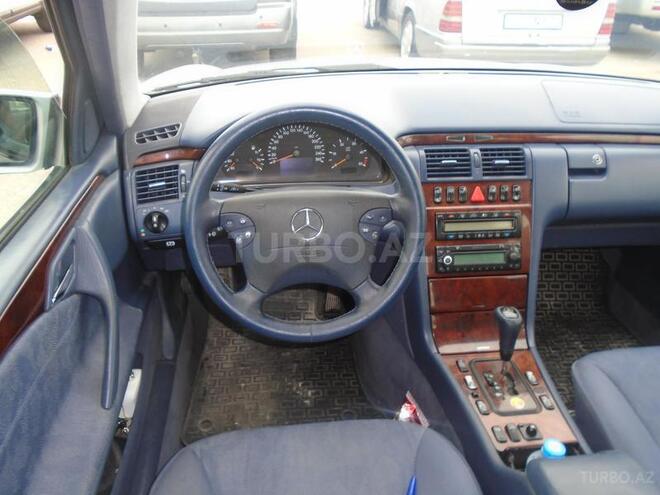 Mercedes E 270 1999, 337,000 km - 2.7 l - Bakı