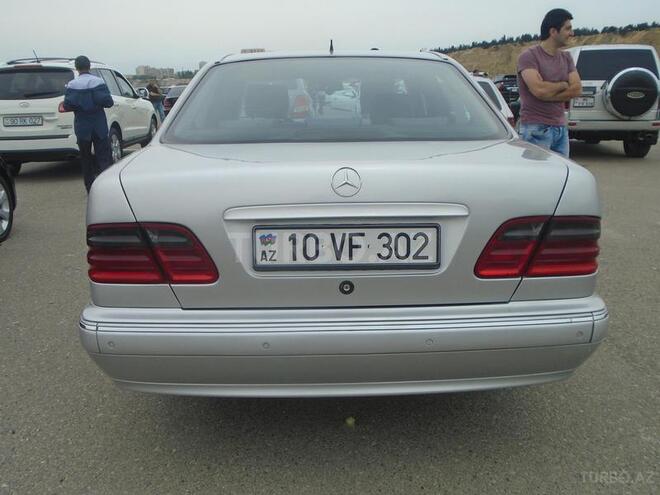 Mercedes E 270 1999, 337,000 km - 2.7 l - Bakı