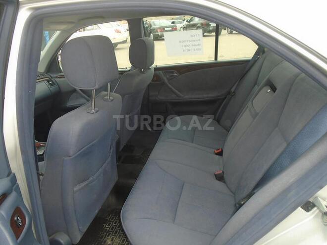 Mercedes E 270 1999, 337,000 km - 2.7 l - Bakı
