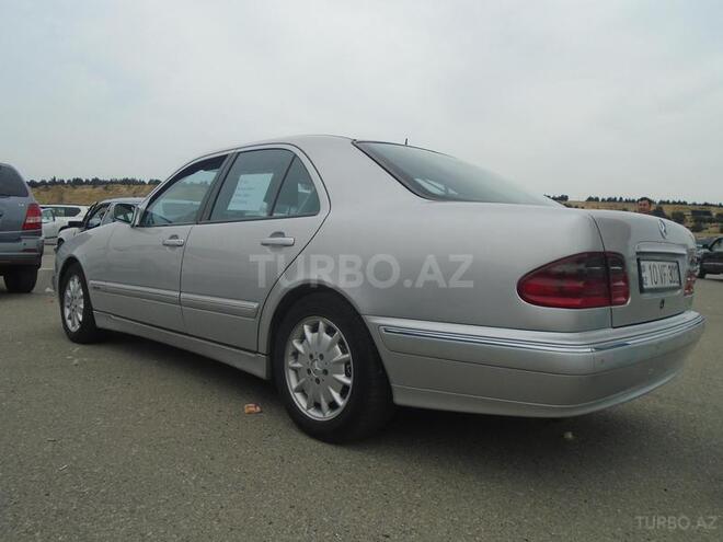 Mercedes E 270 1999, 337,000 km - 2.7 l - Bakı