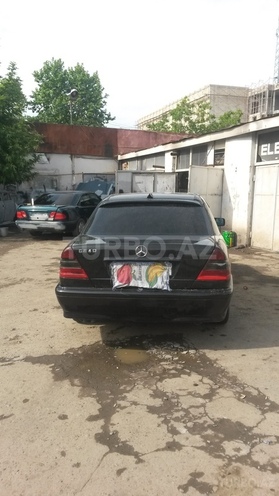 Mercedes C 240 1998, 220,000 km - 2.4 л - Bakı