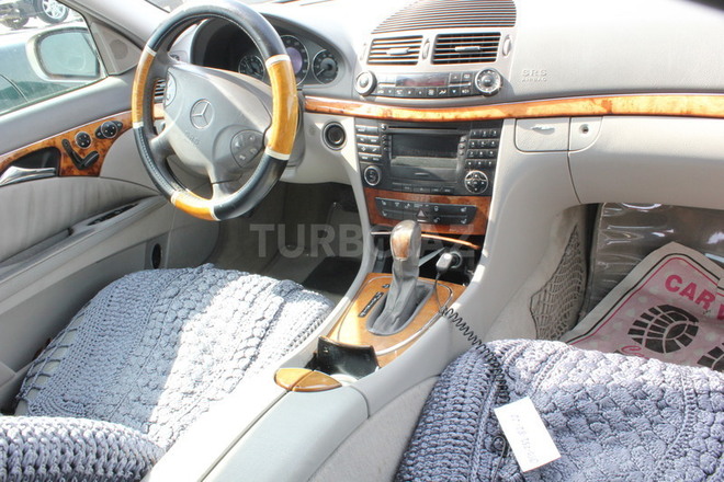 Mercedes E 320 2002, 190,000 km - 3.2 l - Bakı