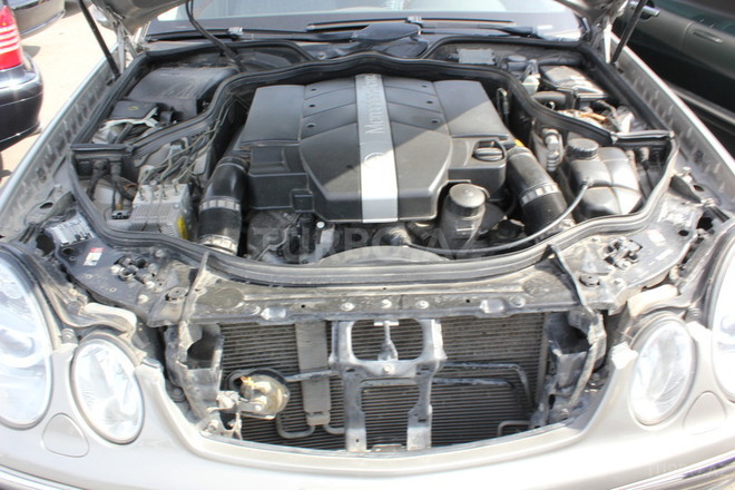 Mercedes E 320 2002, 190,000 km - 3.2 l - Bakı