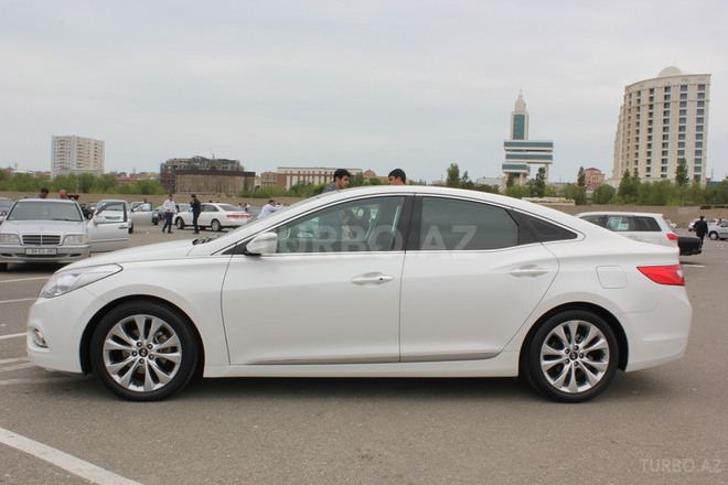 Hyundai Azera 2013, 56,000 km - 2.4 л - Bakı
