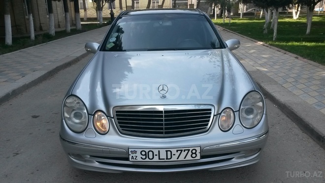 Mercedes E 320 2002, 243,000 km - 3.2 l - Bakı