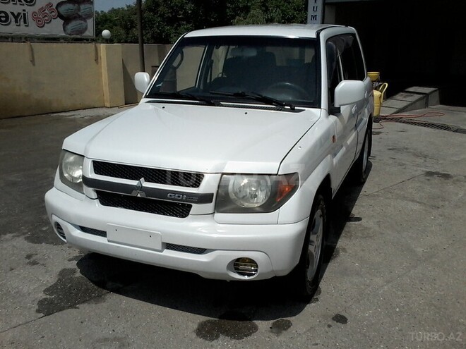 Mitsubishi Pajero io 2001, 110,000 km - 1.8 л - Bakı