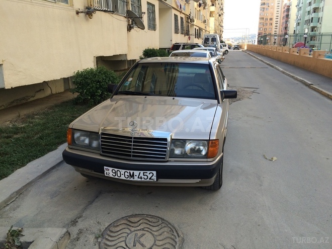 Mercedes 190 1988, 347,000 km - 2.0 l - Bakı