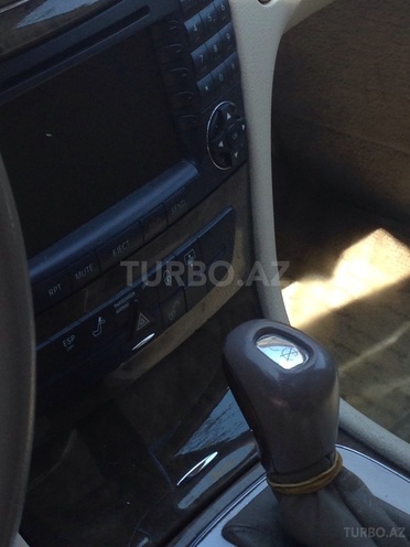 Mercedes E 320 2002, 204,000 km - 3.2 л - Bakı