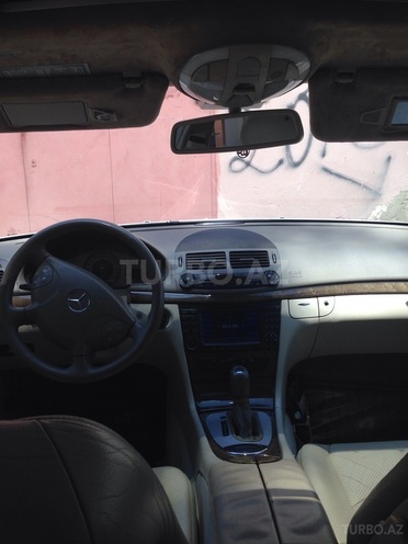 Mercedes E 320 2002, 204,000 km - 3.2 л - Bakı