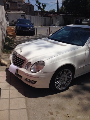 Mercedes E 320 2002, 204,000 km - 3.2 л - Bakı