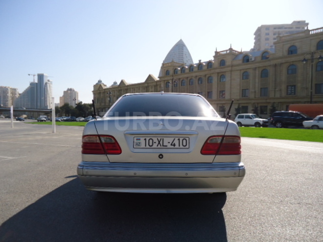 Mercedes E 280 2000, 227,320 km - 2.8 л - Bakı