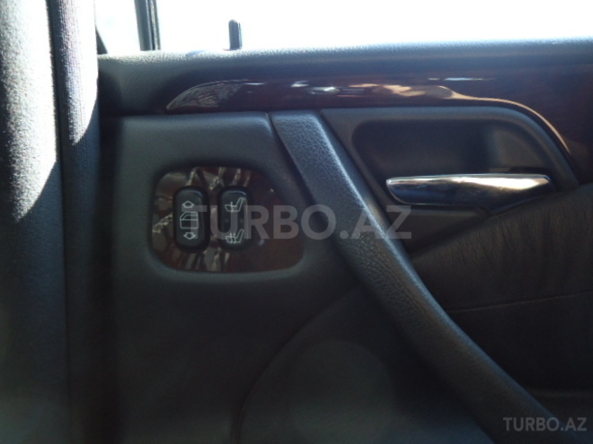 Mercedes E 280 2000, 227,320 km - 2.8 л - Bakı