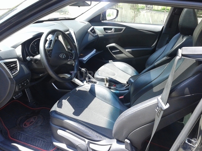 Hyundai Veloster 2011, 62,000 km - 1.6 л - Bakı
