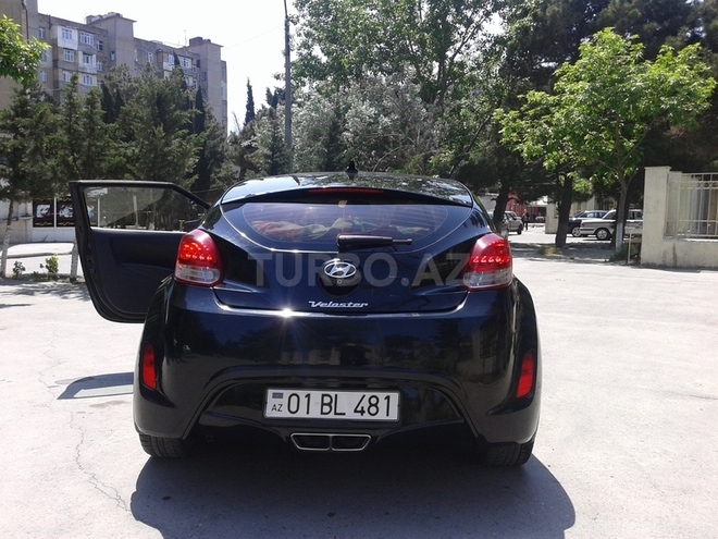 Hyundai Veloster 2011, 62,000 km - 1.6 л - Bakı