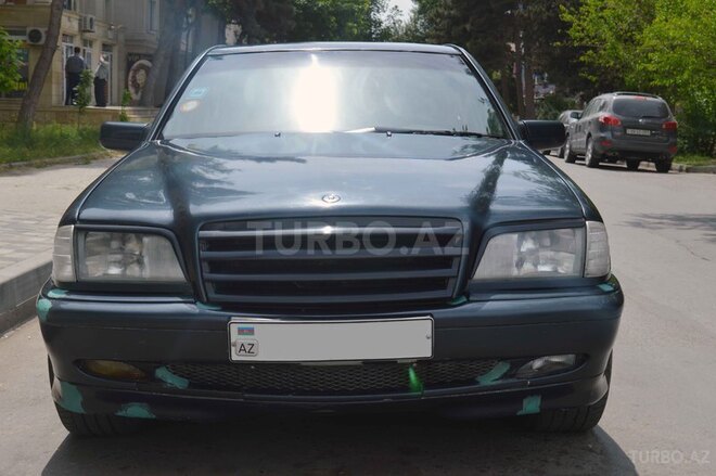 Mercedes C 220 2000, 276,000 km - 2.2 l - Bakı
