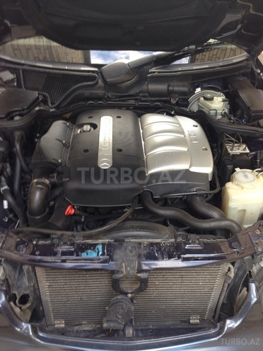 Mercedes E 220 2001, 450,000 km - 2.2 l - Bakı