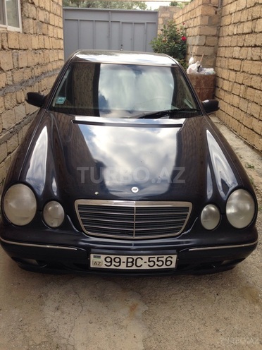 Mercedes E 220 2001, 450,000 km - 2.2 l - Bakı