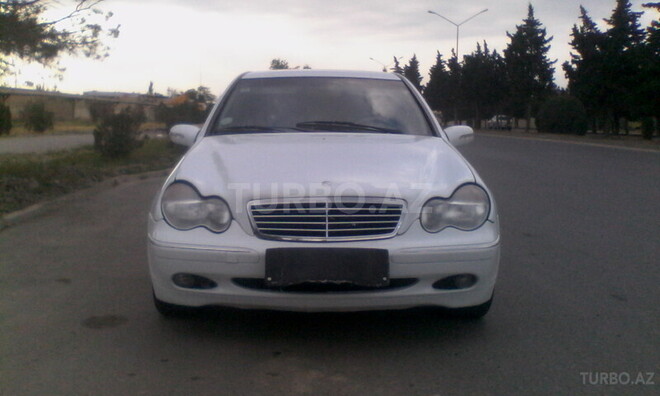 Mercedes C 200 2001, 268,600 km - 0.2 l - Bakı