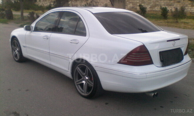 Mercedes C 200 2001, 268,600 km - 0.2 l - Bakı