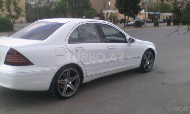 Mercedes C 200 2001, 268,600 km - 0.2 l - Bakı