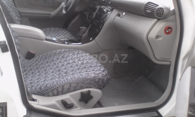 Mercedes C 200 2001, 268,600 km - 0.2 l - Bakı