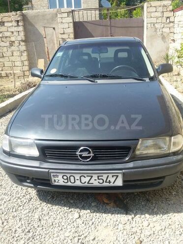 Opel Astra 1995, 300,000 km - 1.4 l - Bakı