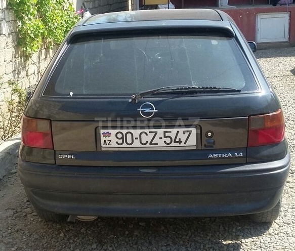 Opel Astra 1995, 300,000 km - 1.4 l - Bakı