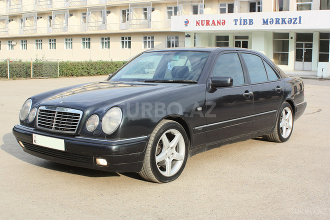 Mercedes E 240 1998, 370,000 km - 2.4 l - Bakı