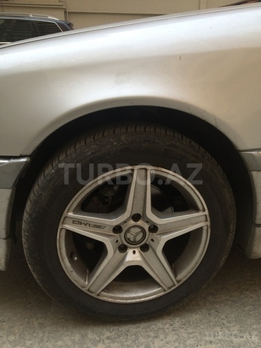 Mercedes C 240 2000, 181,000 km - 2.4 l - Bakı