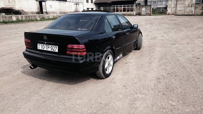 BMW 320 1995, 360,000 km - 2.0 л - Bakı