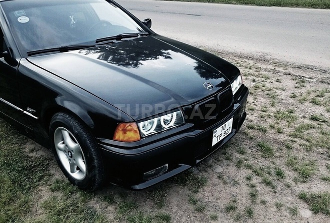 BMW 320 1995, 360,000 km - 2.0 л - Bakı