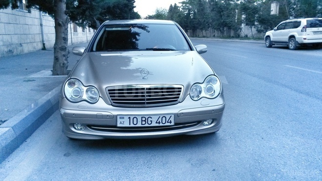 Mercedes C 200 2005, 87,000 km - 2.0 l - Bakı