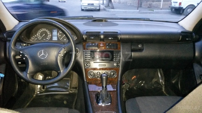 Mercedes C 200 2005, 87,000 km - 2.0 l - Bakı