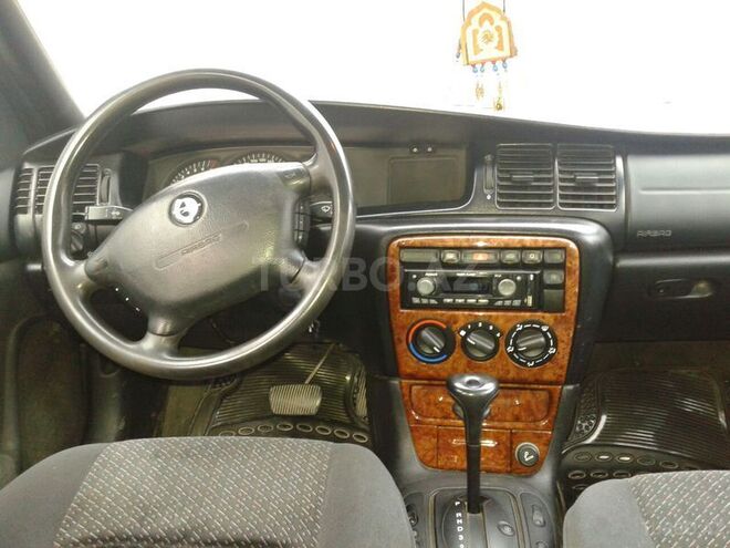 Opel Vectra 1997, 190,000 km - 2.0 l - Bakı