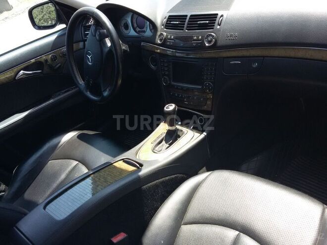 Mercedes E 350 2007, 145,600 km - 3.5 л - Bakı