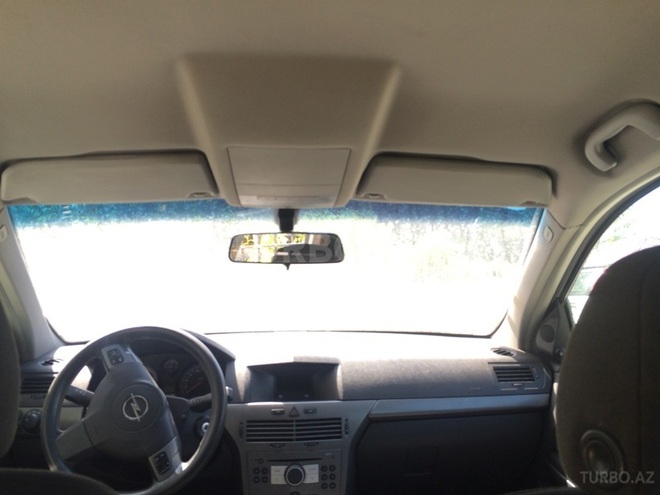 Opel Astra 2004, 159,000 km - 1.6 l - Bakı