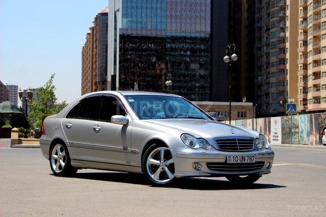 Mercedes C 230 2005, 72,000 km - 1.8 л - Bakı