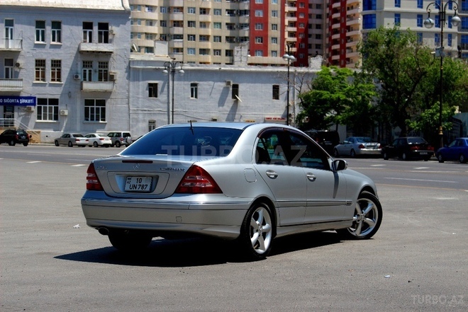 Mercedes C 230 2005, 72,000 km - 1.8 л - Bakı