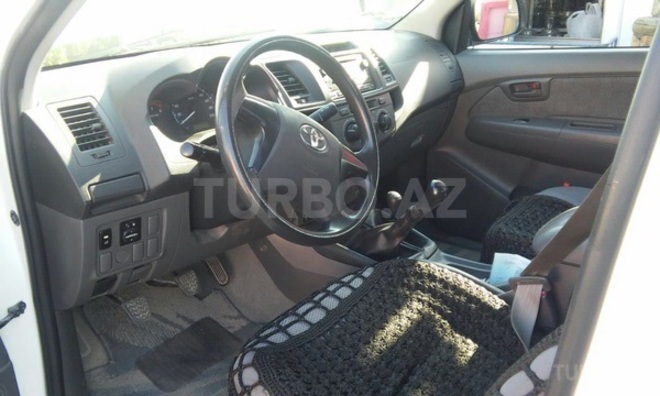 Toyota Hilux 2012, 120,000 km - 2.5 l - Bakı