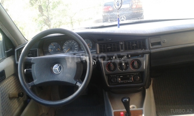 Mercedes 190 1991, 285,000 km - 2.0 l - Bakı
