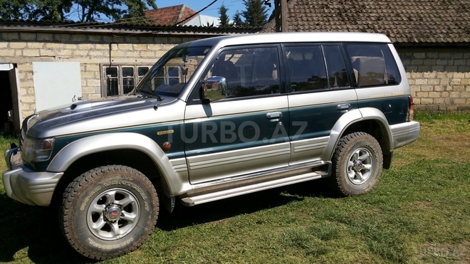 Mitsubishi Pajero 1996, 250,000 km - 2.8 l - Bakı
